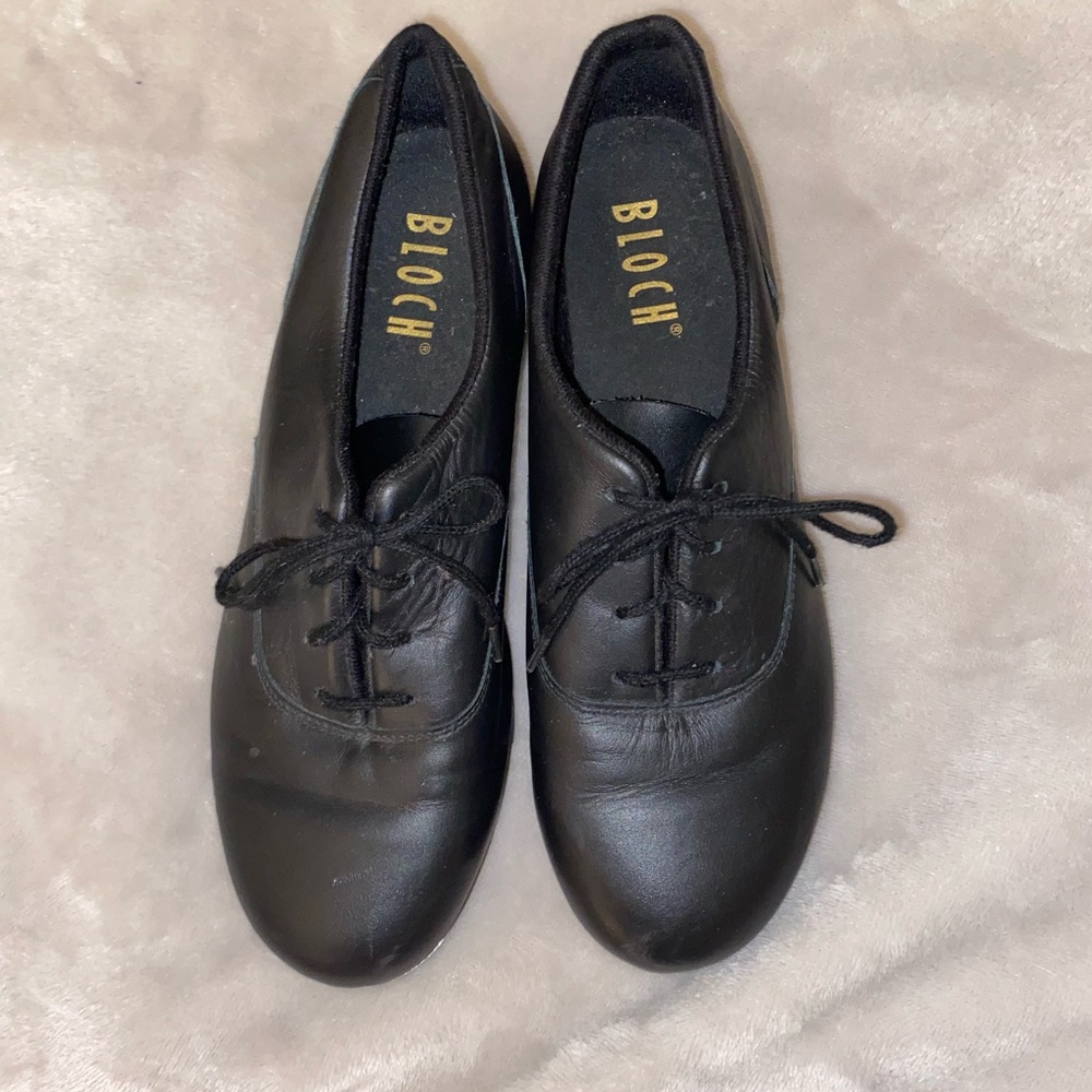 (ON HOLD) Bloch Ladies Black Tap Shoes Size 7.5